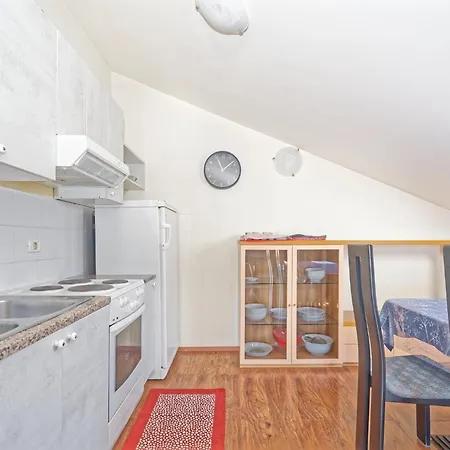 Apartment El Faro By Rent Istria